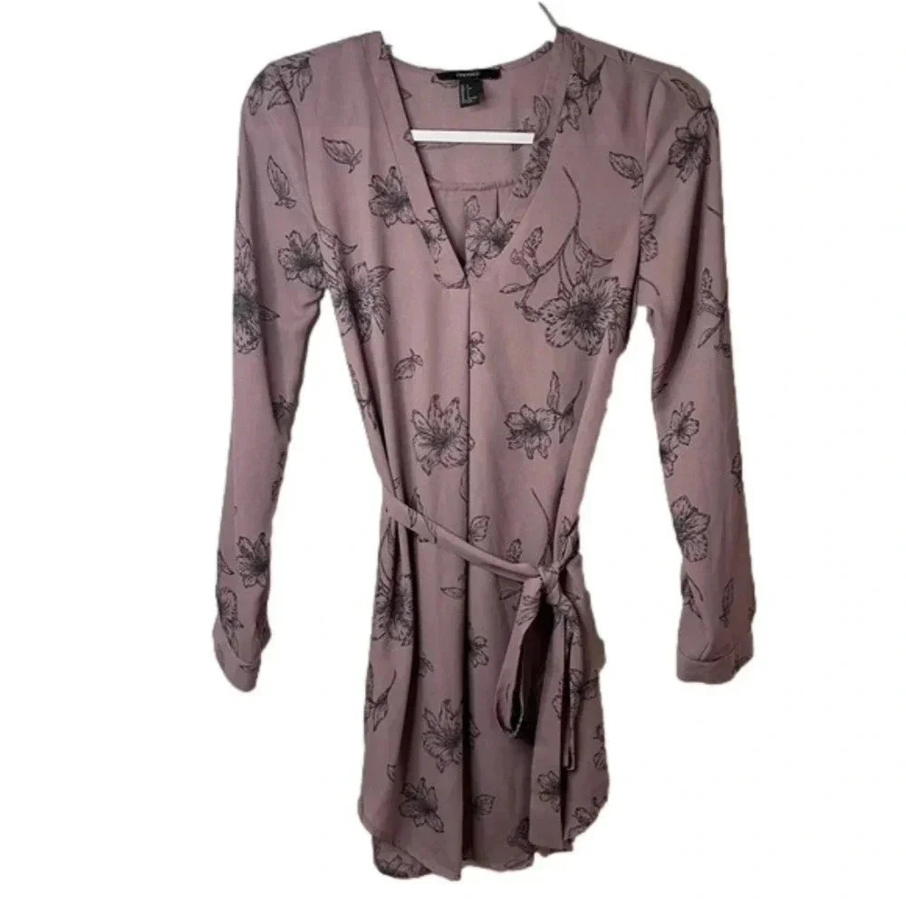 βοΈForever 21 Floral Dress